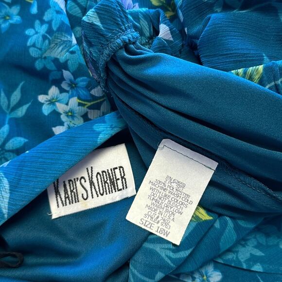 Vintage Kari’s Korner Matching Shirt and Skirt Outfit - Picture 4 of 8